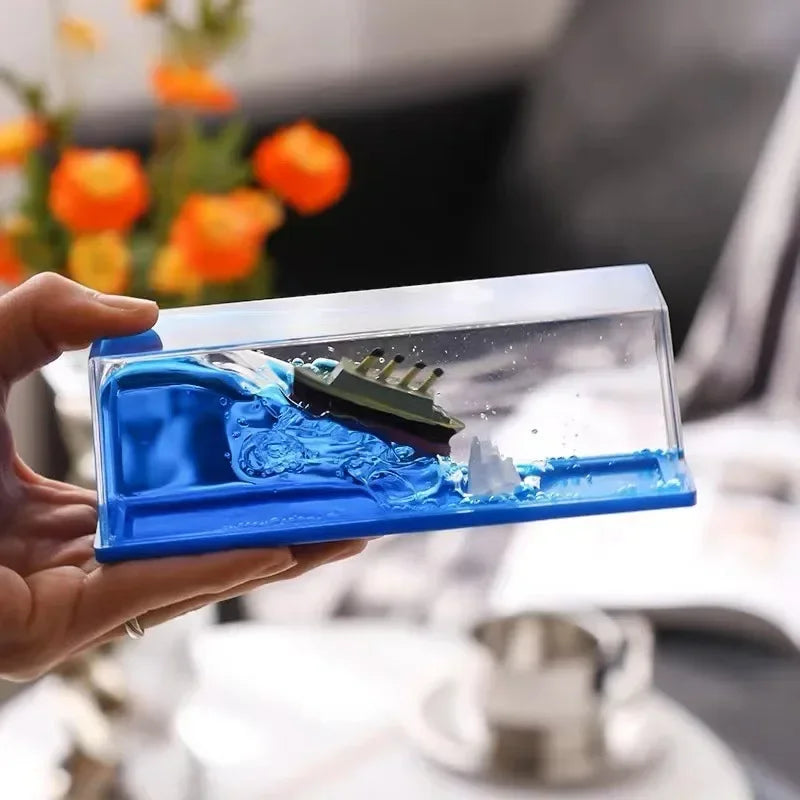 Float Titanic Ship Fluid Liquid Drift Bottle Black Pearl